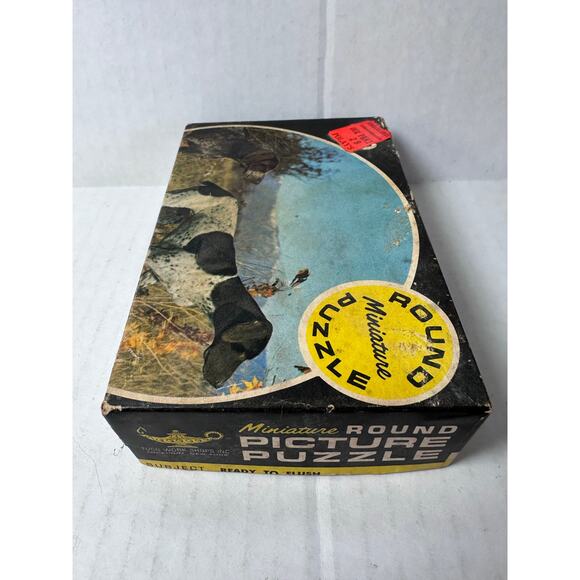 Vintage round miniature puzzle ”ready to flush” dog jigsaw puzzle - Picture 5 of 6